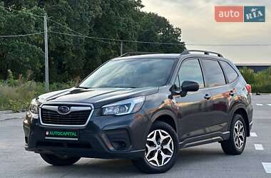 Позашляховик / Кросовер Subaru Forester 2019 в Києві