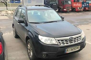 Позашляховик / Кросовер Subaru Forester 2011 в Києві