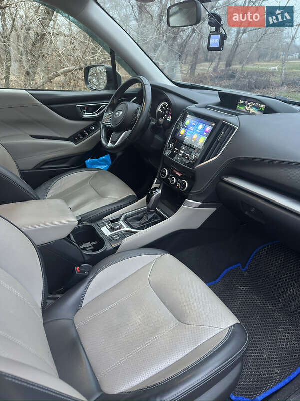 Внедорожник / Кроссовер Subaru Forester 2019 в Днепре