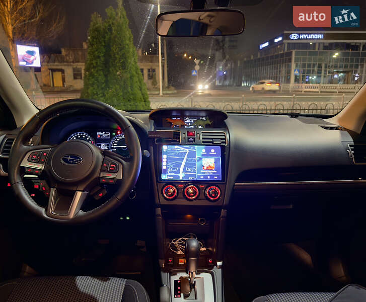 Внедорожник / Кроссовер Subaru Forester 2016 в Киеве