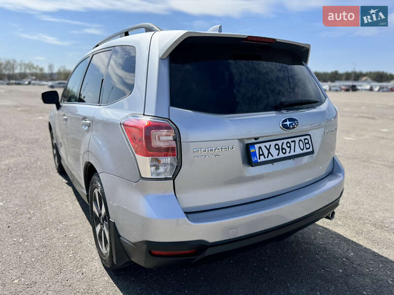 Внедорожник / Кроссовер Subaru Forester 2017 в Харькове