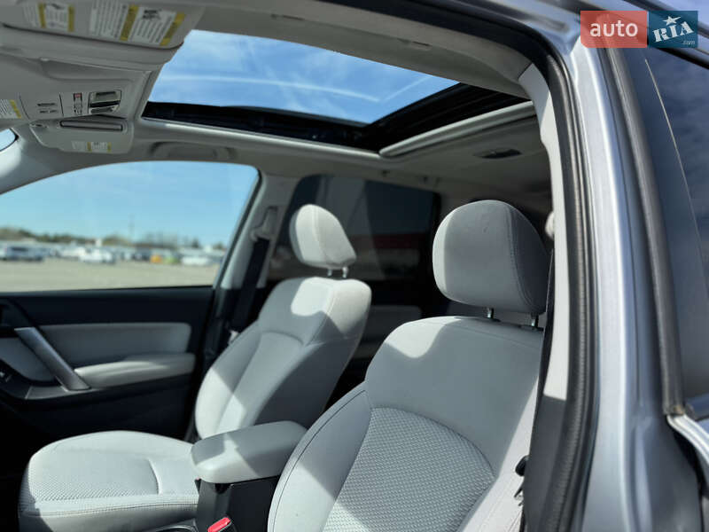 Внедорожник / Кроссовер Subaru Forester 2017 в Харькове