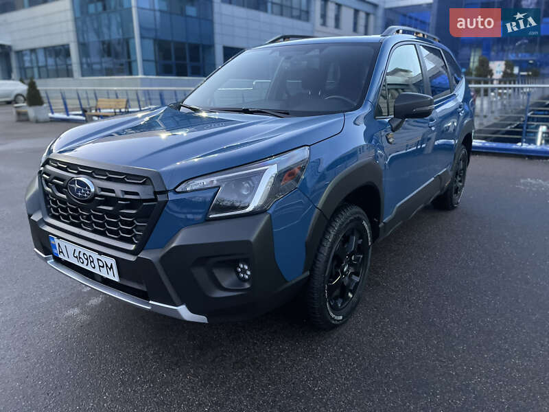 Внедорожник / Кроссовер Subaru Forester 2022 в Киеве