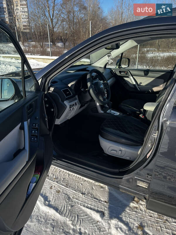 Внедорожник / Кроссовер Subaru Forester 2015 в Сумах