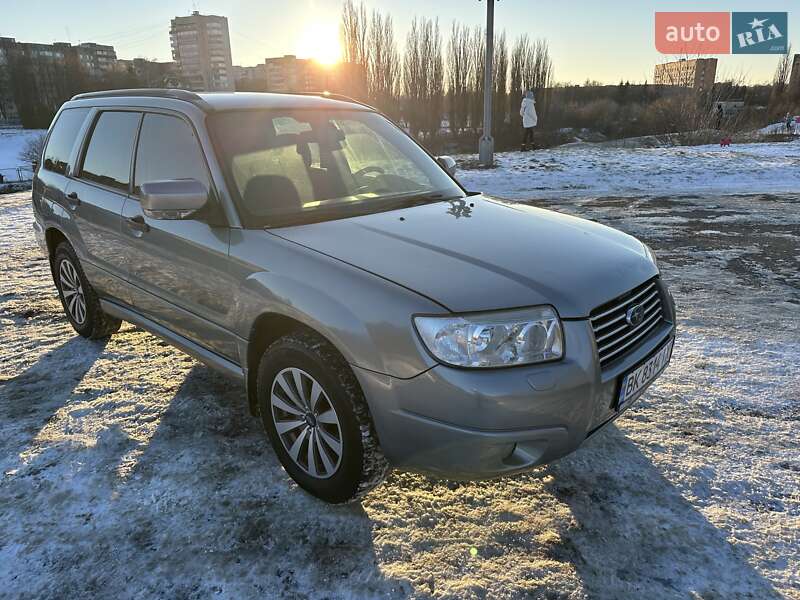 Внедорожник / Кроссовер Subaru Forester 2007 в Ровно