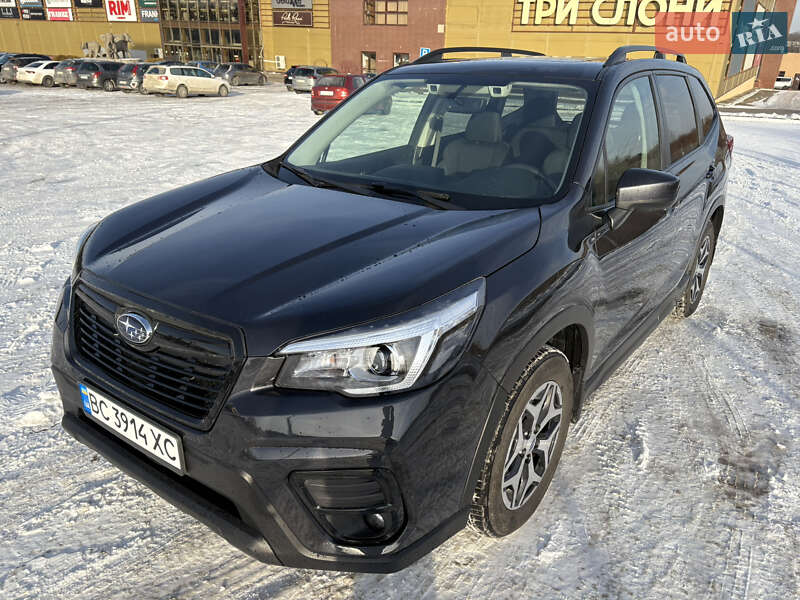 Внедорожник / Кроссовер Subaru Forester 2019 в Львове