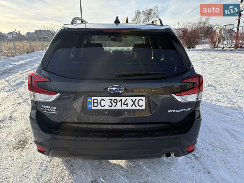 Внедорожник / Кроссовер Subaru Forester 2019 в Львове