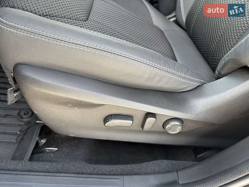 Внедорожник / Кроссовер Subaru Forester 2019 в Львове