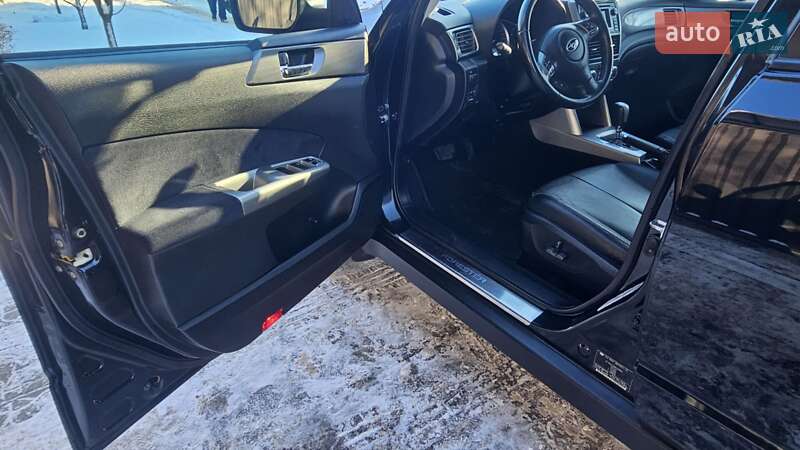 Внедорожник / Кроссовер Subaru Forester 2011 в Каменском