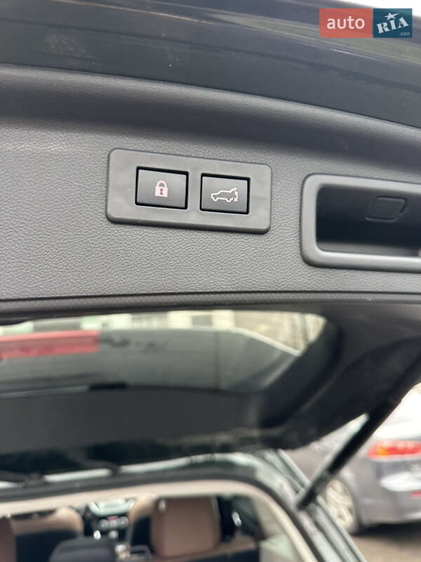 Внедорожник / Кроссовер Subaru Forester 2023 в Киеве