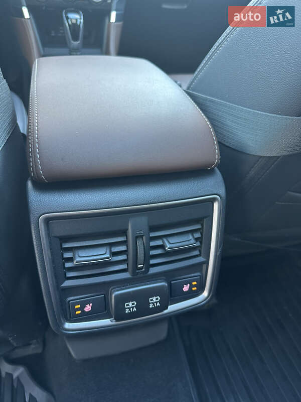 Внедорожник / Кроссовер Subaru Forester 2023 в Киеве