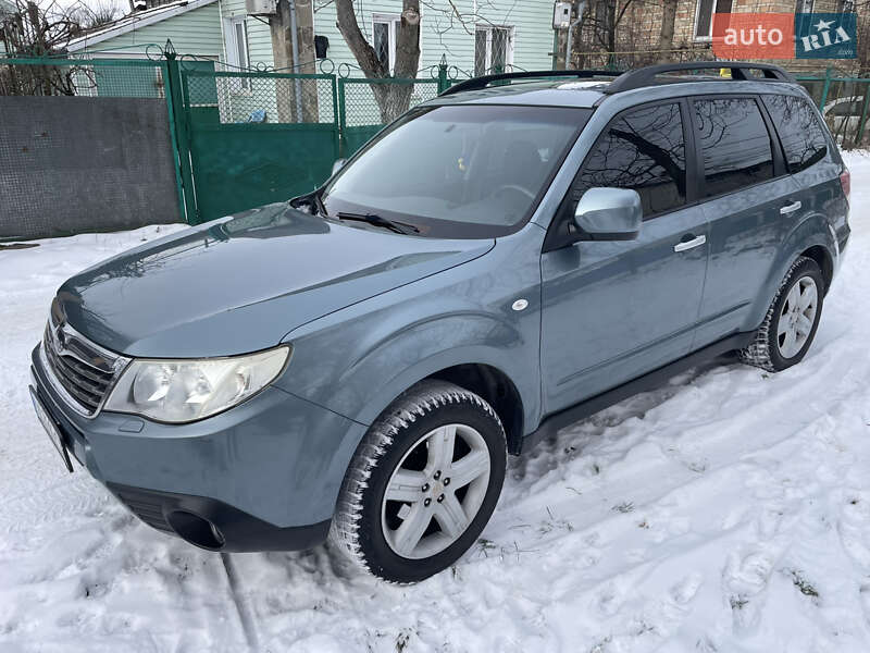Позашляховик / Кросовер Subaru Forester 2008 в Києві