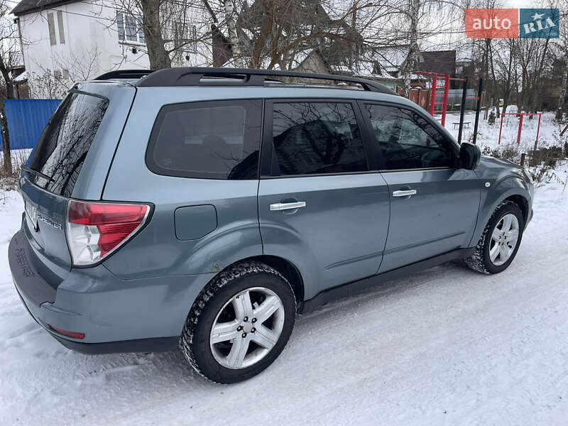 Позашляховик / Кросовер Subaru Forester 2008 в Києві