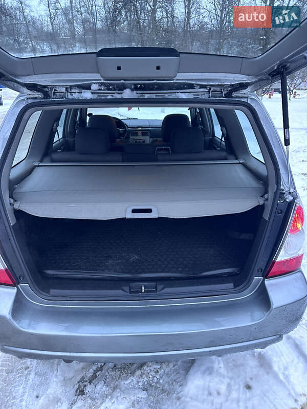 Внедорожник / Кроссовер Subaru Forester 2006 в Киеве