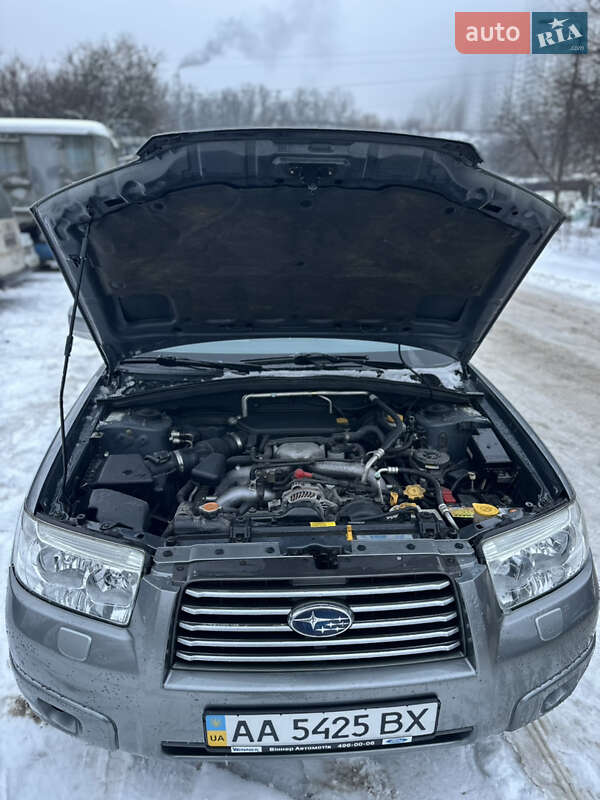 Внедорожник / Кроссовер Subaru Forester 2006 в Киеве