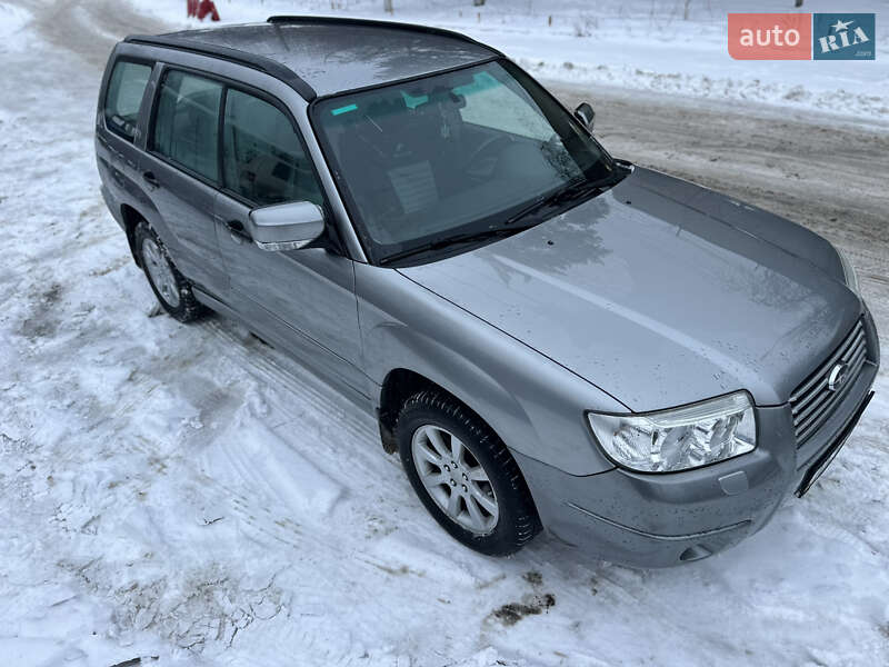 Внедорожник / Кроссовер Subaru Forester 2006 в Киеве