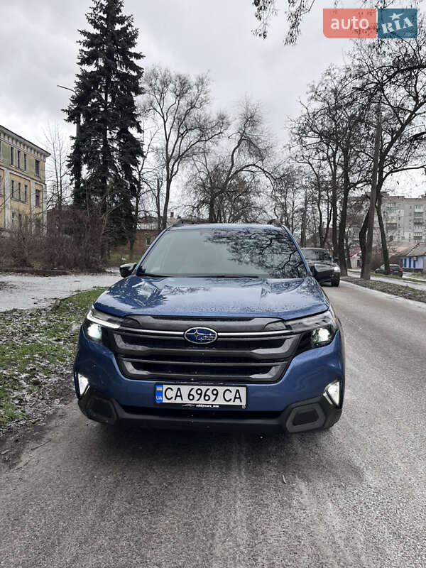 Внедорожник / Кроссовер Subaru Forester 2024 в Днепре