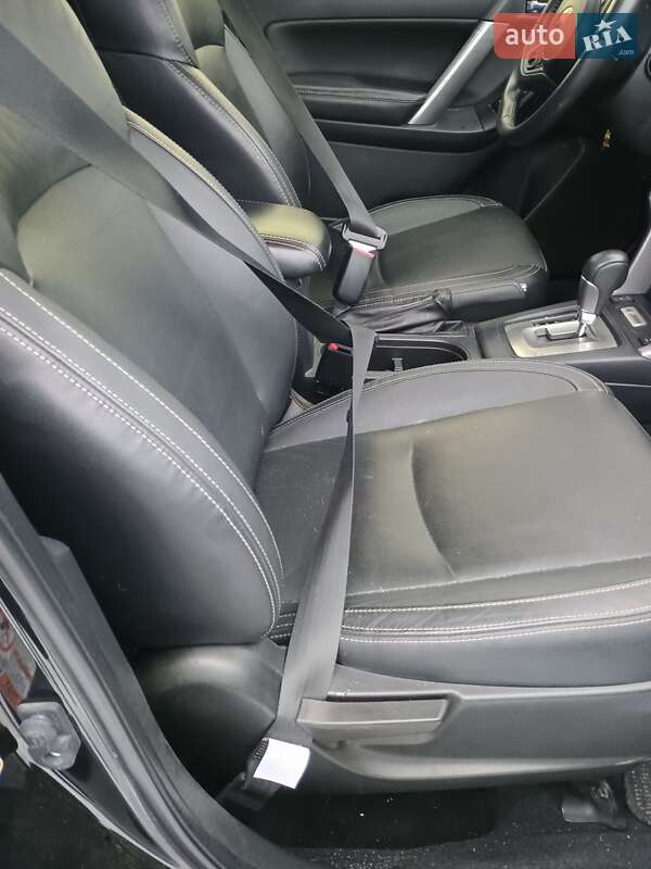 Внедорожник / Кроссовер Subaru Forester 2016 в Снятине