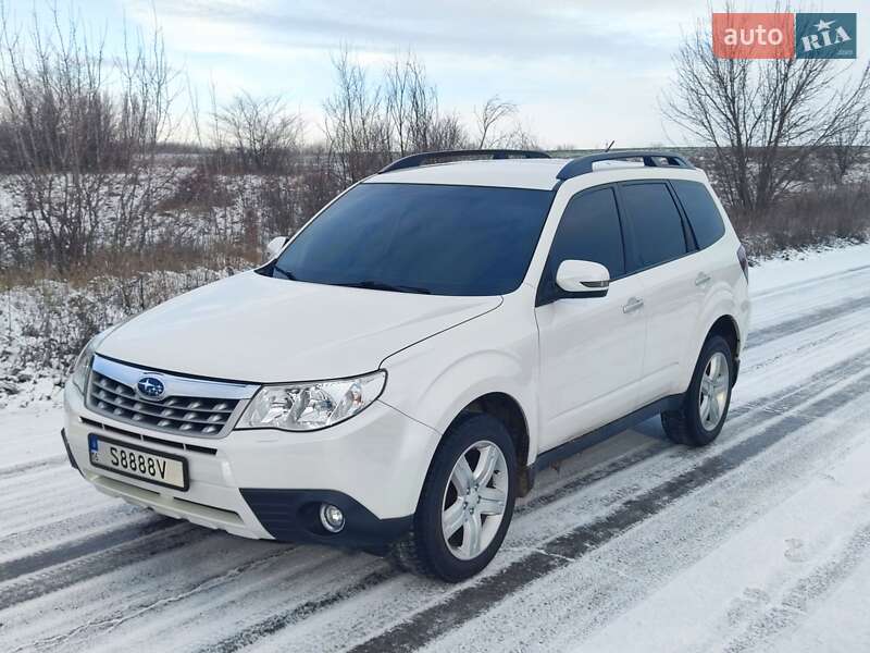 Внедорожник / Кроссовер Subaru Forester 2011 в Любашевке