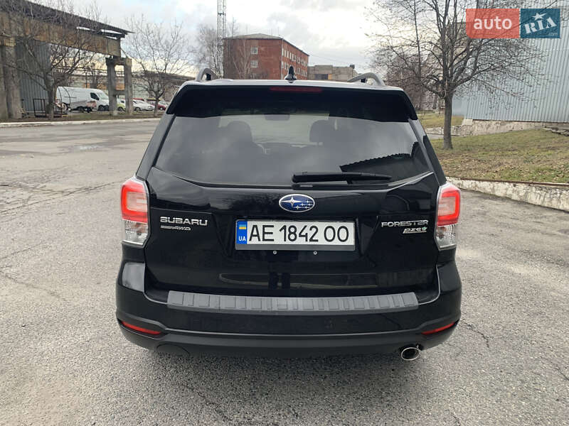 Внедорожник / Кроссовер Subaru Forester 2016 в Днепре