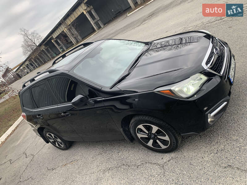 Внедорожник / Кроссовер Subaru Forester 2016 в Днепре