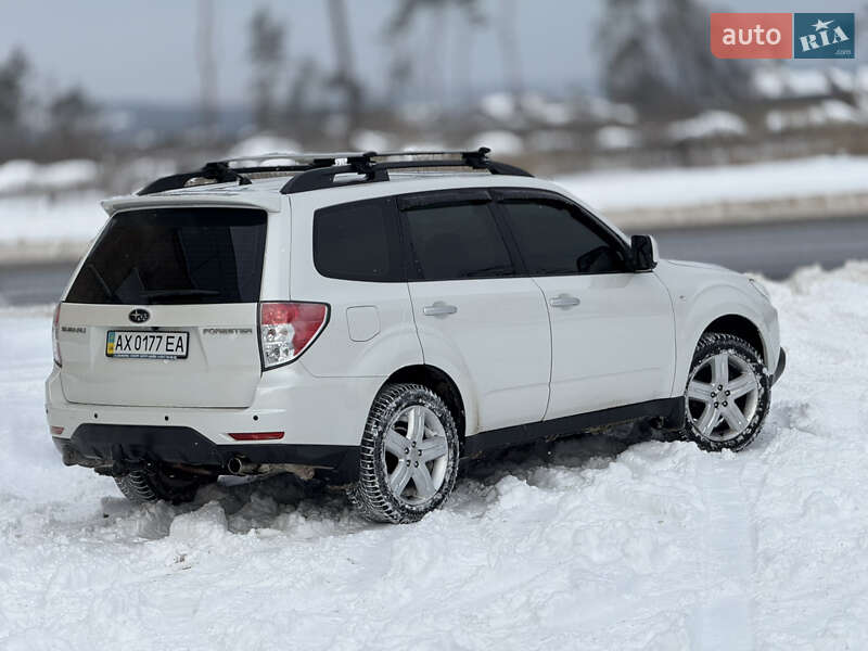 Внедорожник / Кроссовер Subaru Forester 2010 в Харькове