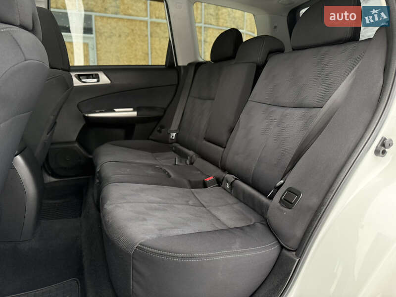 Внедорожник / Кроссовер Subaru Forester 2010 в Харькове