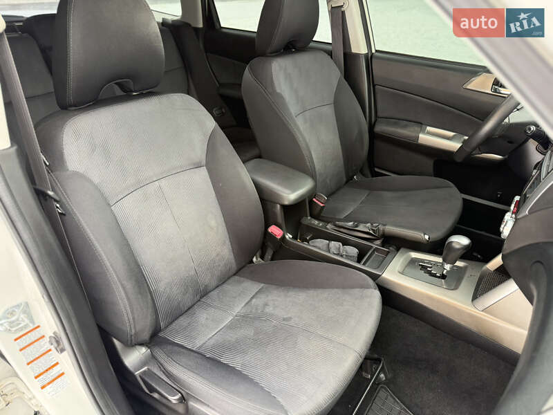 Внедорожник / Кроссовер Subaru Forester 2010 в Харькове