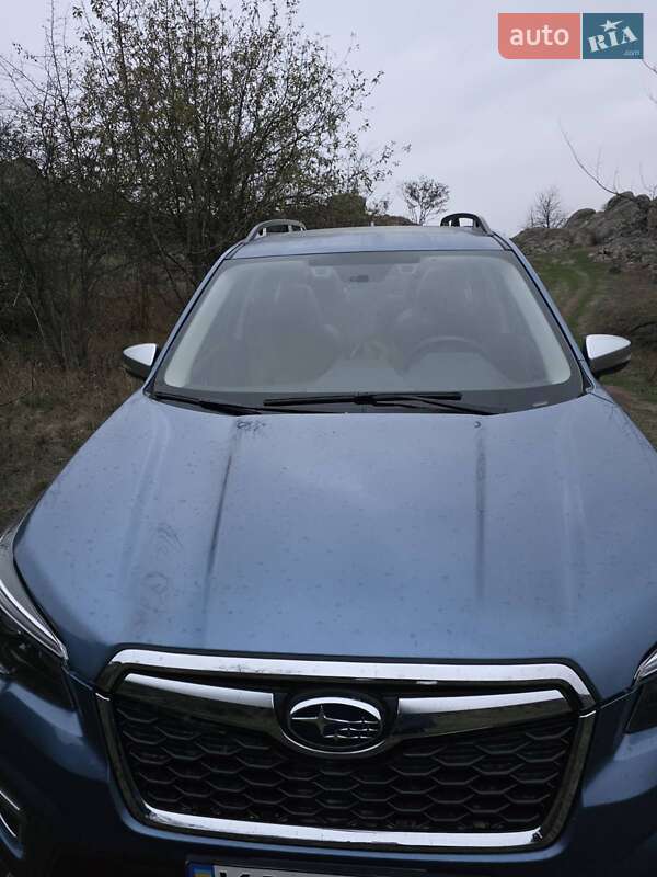 Внедорожник / Кроссовер Subaru Forester 2019 в Кривом Роге