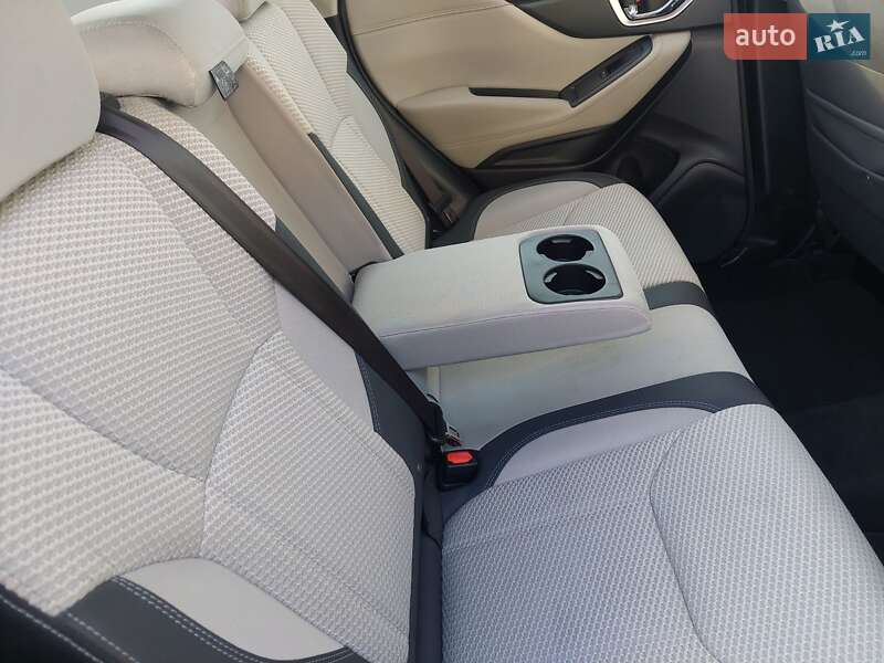 Внедорожник / Кроссовер Subaru Forester 2022 в Киеве