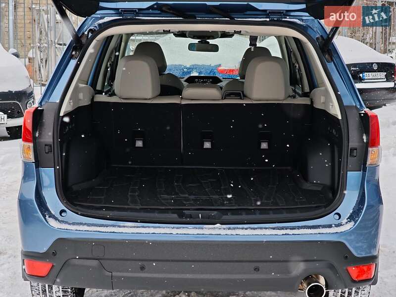 Внедорожник / Кроссовер Subaru Forester 2023 в Харькове