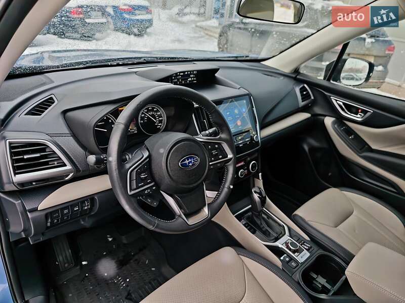 Внедорожник / Кроссовер Subaru Forester 2023 в Харькове