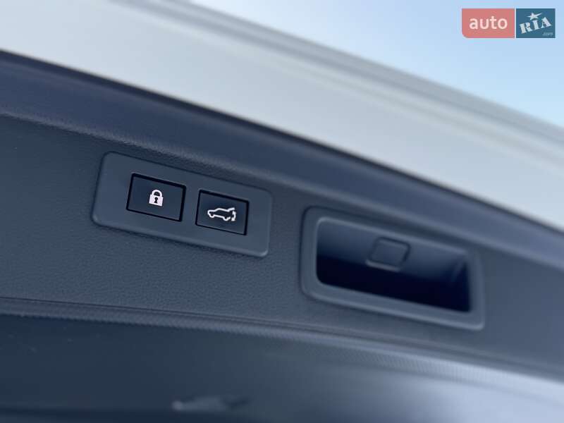 Внедорожник / Кроссовер Subaru Forester 2019 в Киеве