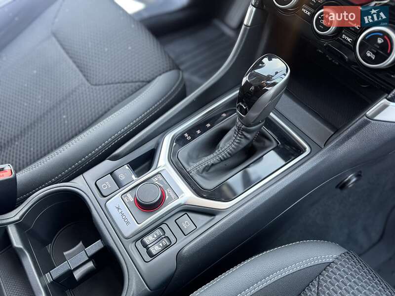 Внедорожник / Кроссовер Subaru Forester 2019 в Киеве