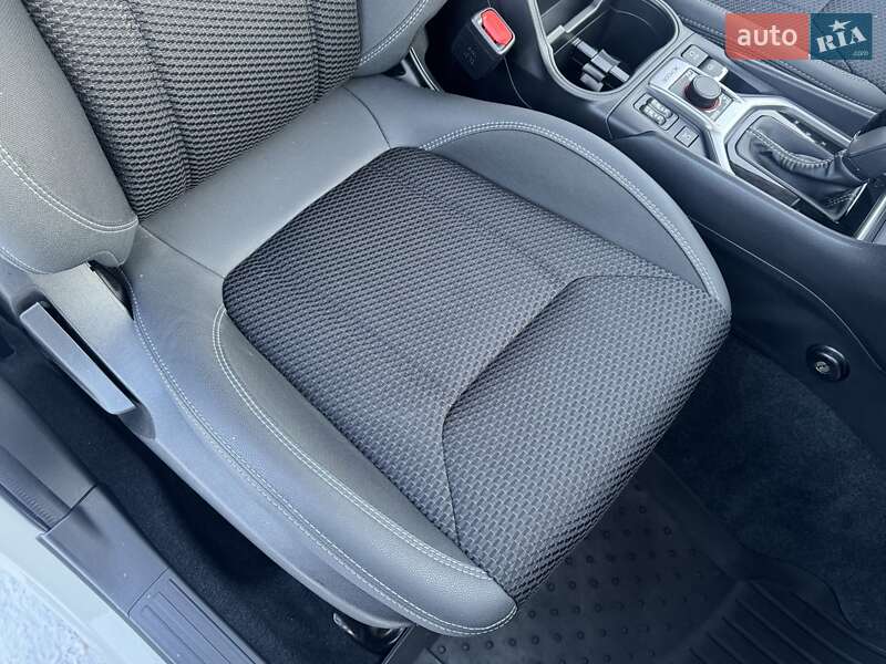 Внедорожник / Кроссовер Subaru Forester 2019 в Киеве