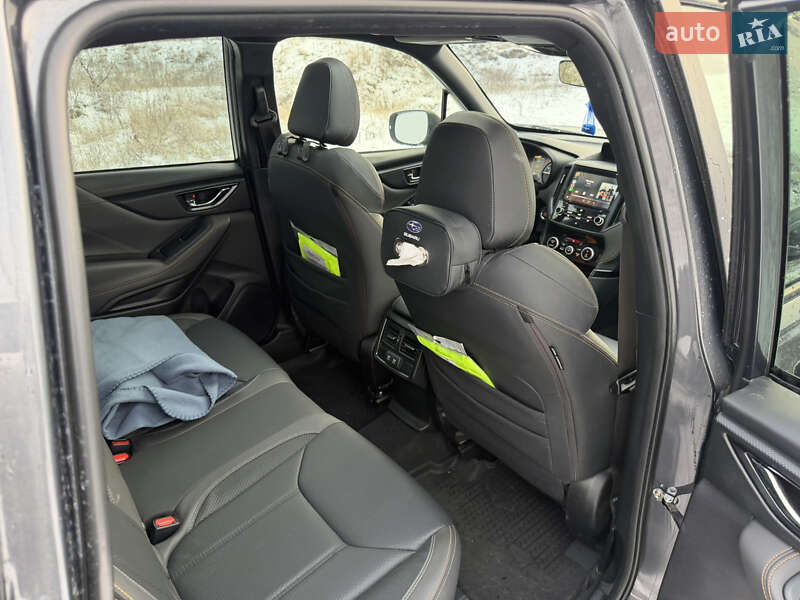 Внедорожник / Кроссовер Subaru Forester 2022 в Сумах