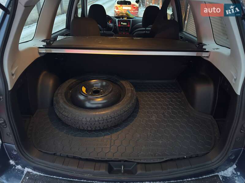 Внедорожник / Кроссовер Subaru Forester 2010 в Киеве