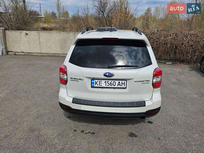 Внедорожник / Кроссовер Subaru Forester 2014 в Днепре