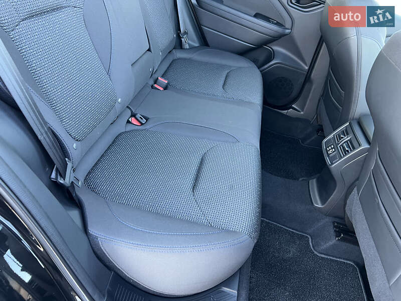 Внедорожник / Кроссовер Subaru Forester 2024 в Киеве