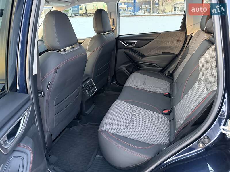 Внедорожник / Кроссовер Subaru Forester 2020 в Днепре
