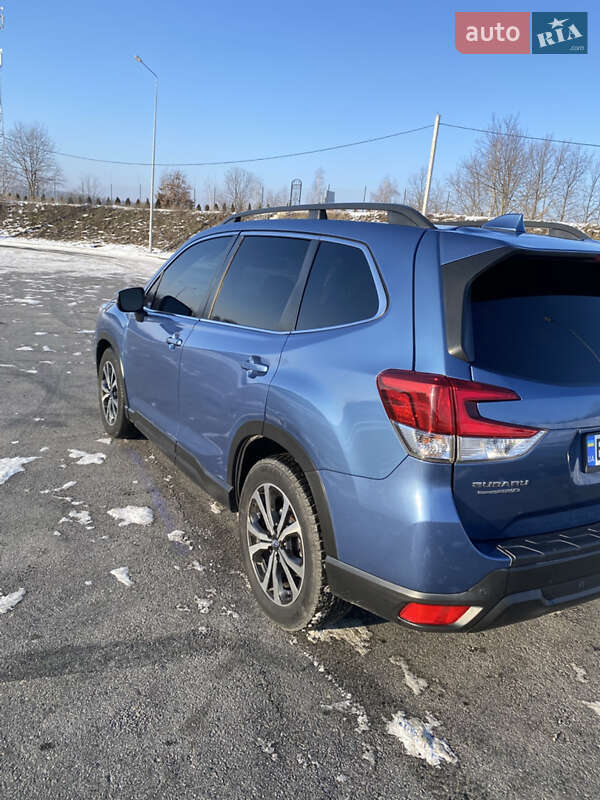 Позашляховик / Кросовер Subaru Forester 2018 в Полтаві