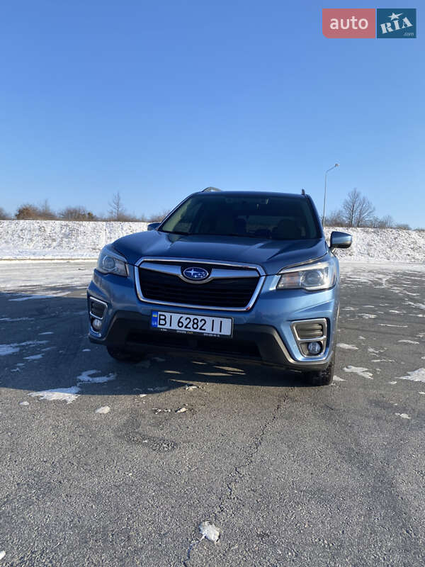 Позашляховик / Кросовер Subaru Forester 2018 в Полтаві