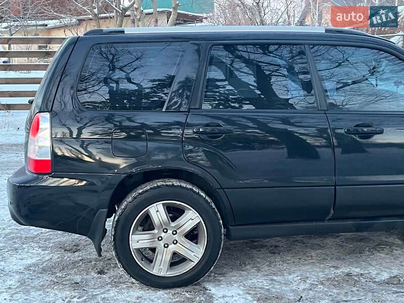 Позашляховик / Кросовер Subaru Forester 2006 в Києві