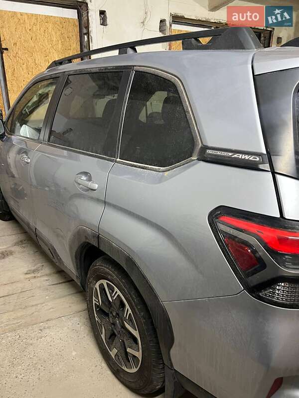 Внедорожник / Кроссовер Subaru Forester 2024 в Львове
