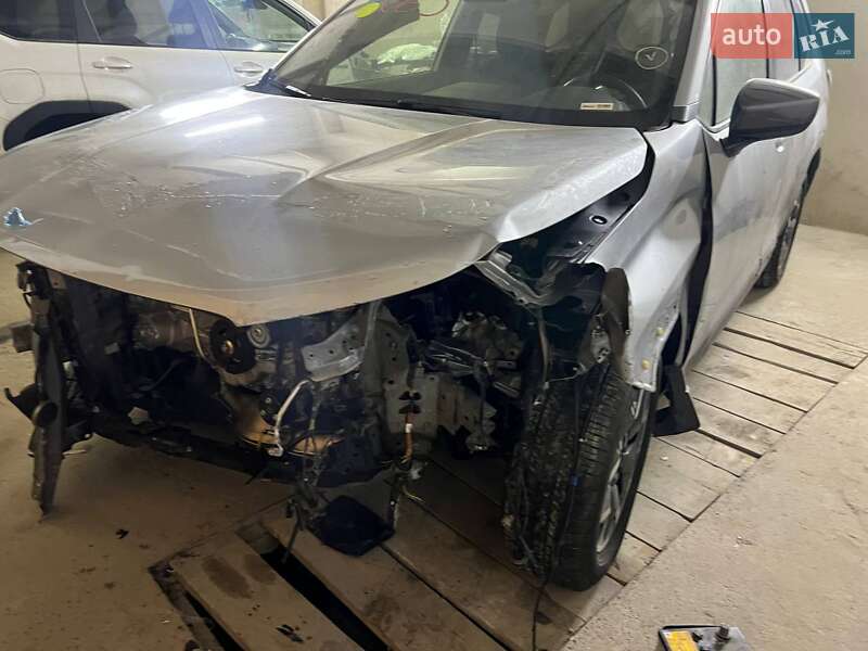 Внедорожник / Кроссовер Subaru Forester 2024 в Львове