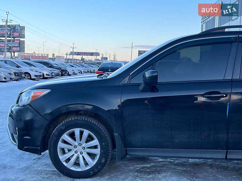 Позашляховик / Кросовер Subaru Forester 2016 в Львові
