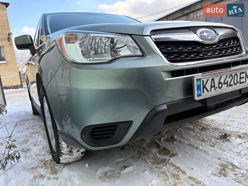 Позашляховик / Кросовер Subaru Forester 2014 в Києві