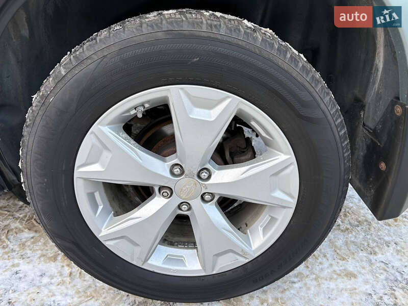 Позашляховик / Кросовер Subaru Forester 2014 в Києві