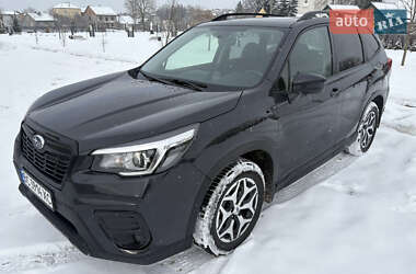 Внедорожник / Кроссовер Subaru Forester 2019 в Львове
