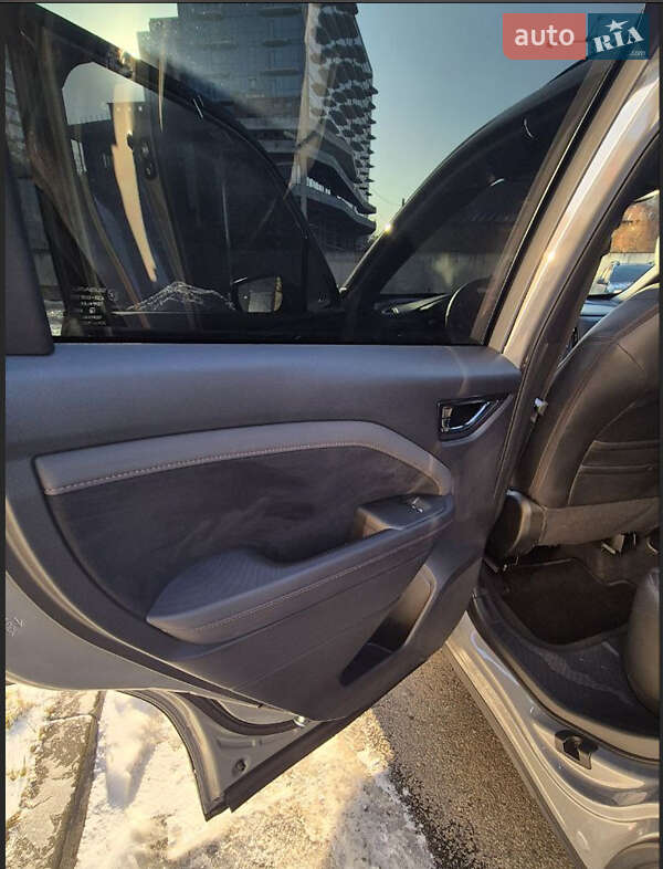 Внедорожник / Кроссовер Subaru Forester 2025 в Днепре